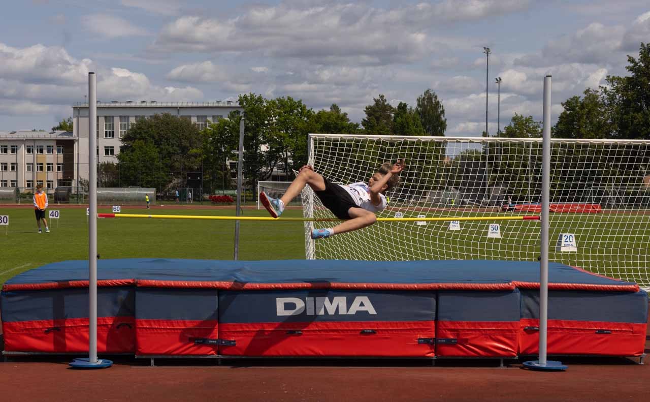 Jelgavas jaunajiem sportistiem Bērnu festivālā vieglatlētikā piecas medaļas